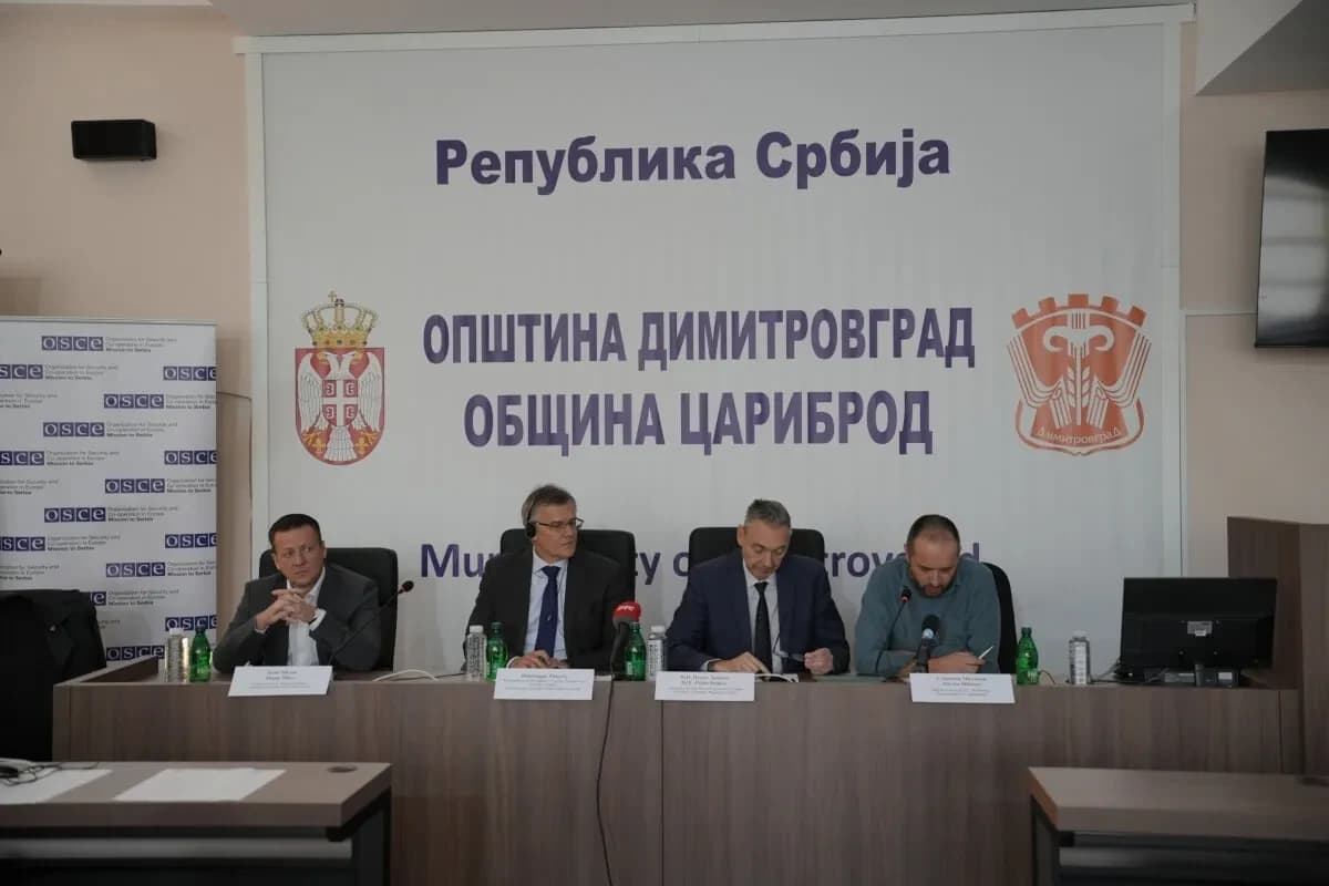 Conference on Public Information in Bulgarian Language in Dimitrovgrad: Main Issues Security and Sustainable Media Financing