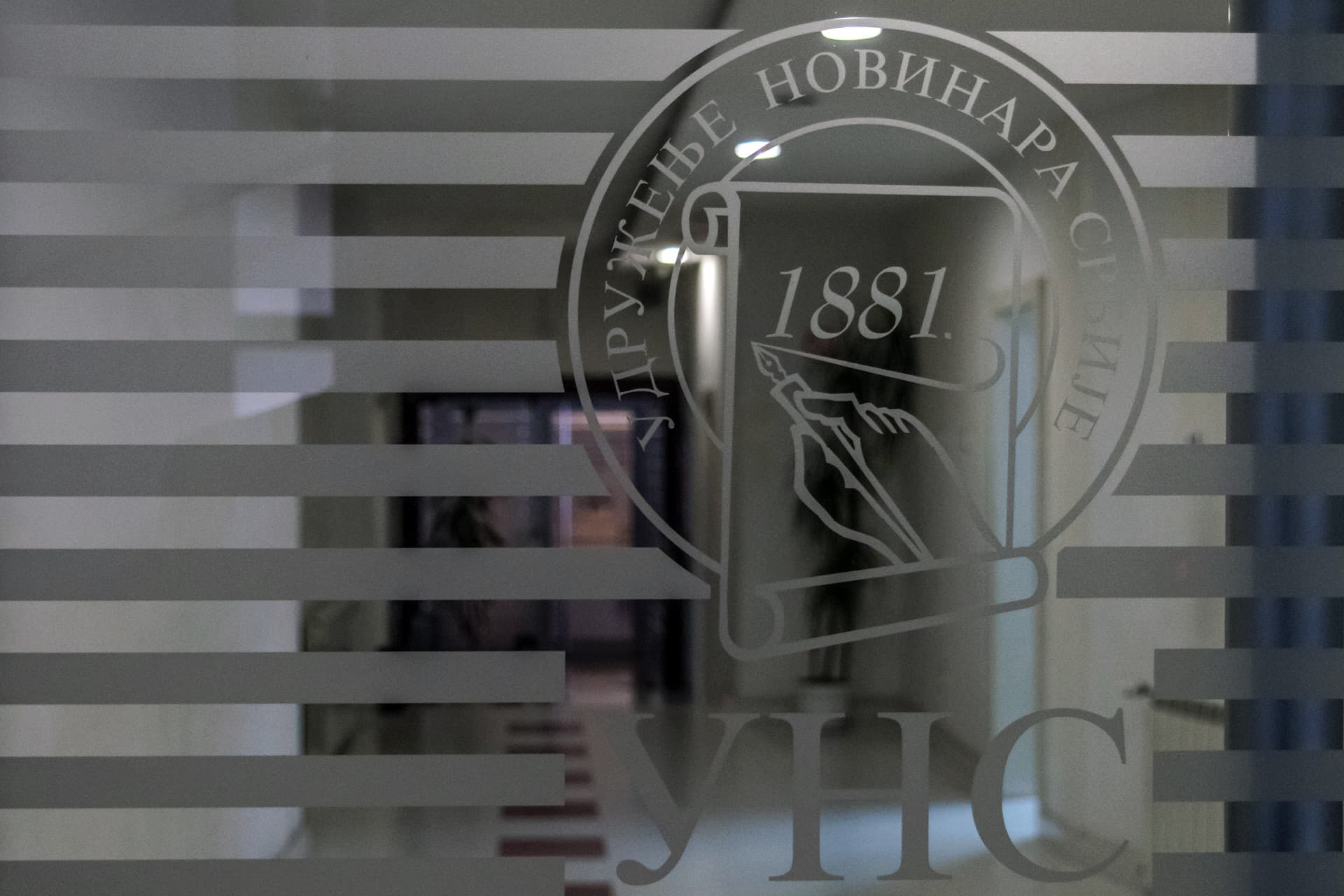 UNS: Pronaći i kazniti odgovorne za pretnje Veranu Matiću