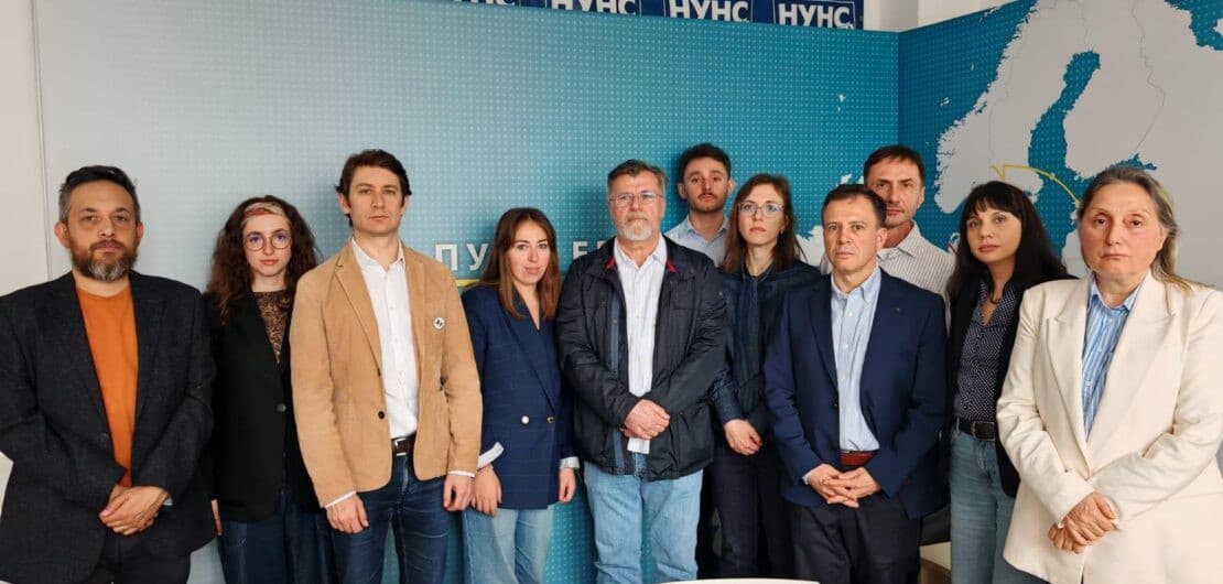 Vlasti u Srbiji moraju da zaustave spiralu nasilja prema novinarima i novinarkama