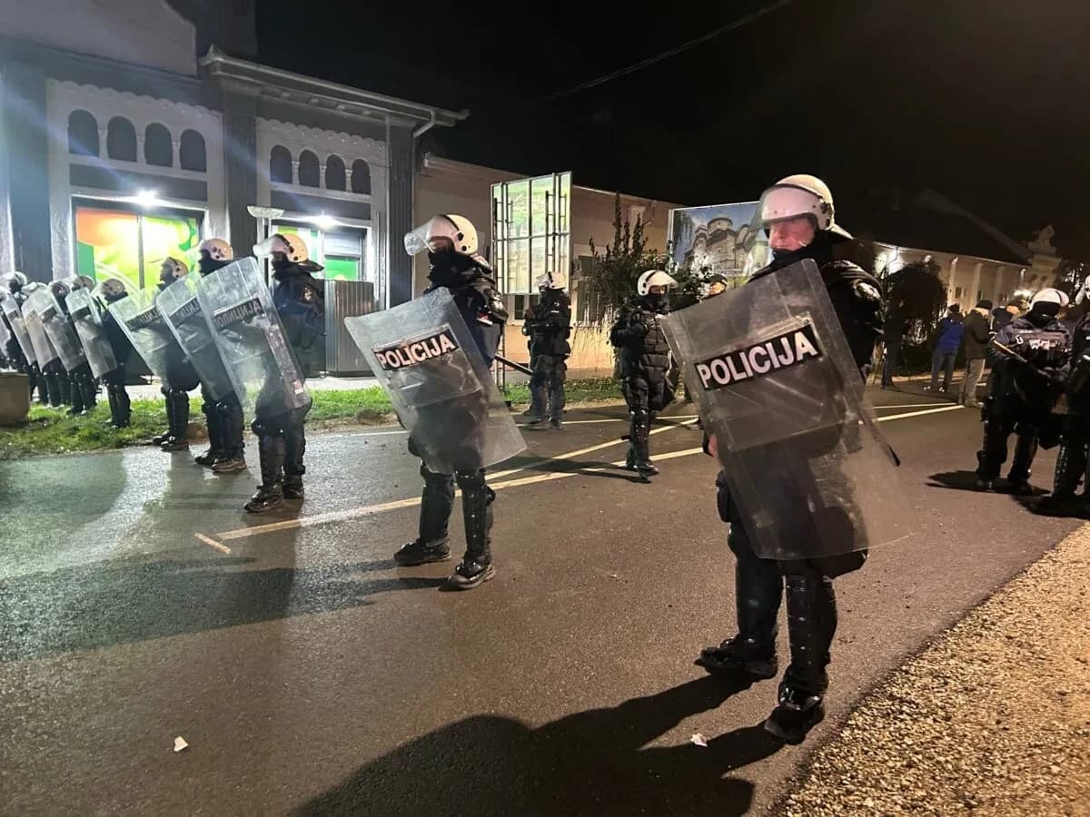 ANEM ALARM: Više napada na medijske radnike u Negotinu, ministar policije da podnese ostavku