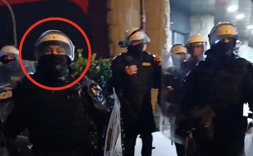 ANEM ALARM: Policija ispred zgrade Pinka tukla novinara Veselina Petrovića