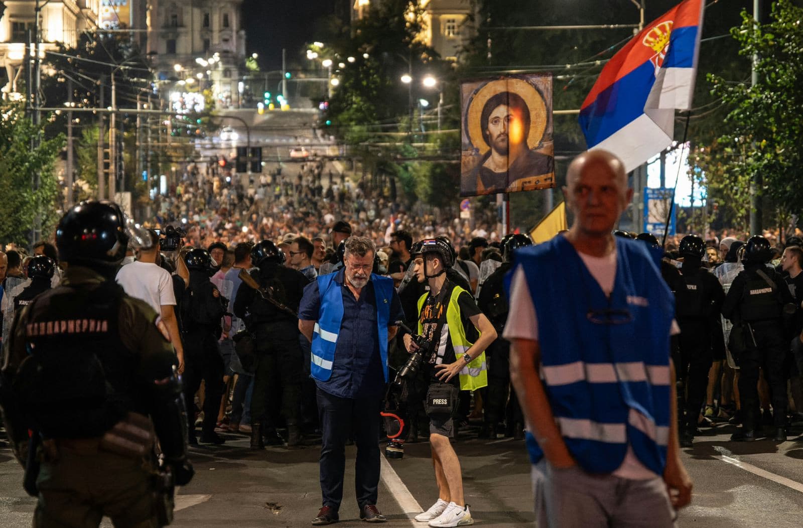 IFJBlog: Nakon skoro 40 godina odbrane novinarstva, Veran Matić je opet meta napada