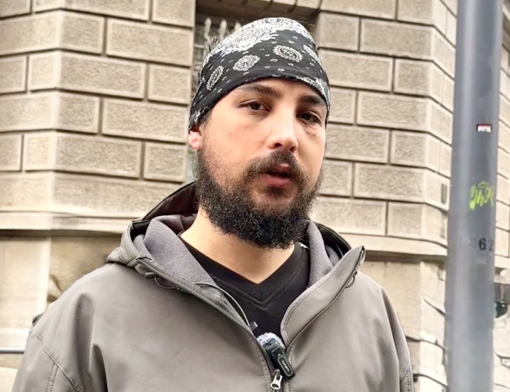 Ivan Bjelić o prebijanju novinara u Boru: Policija pustila džip sa napadačima koji su imali sekire, imamo snimak